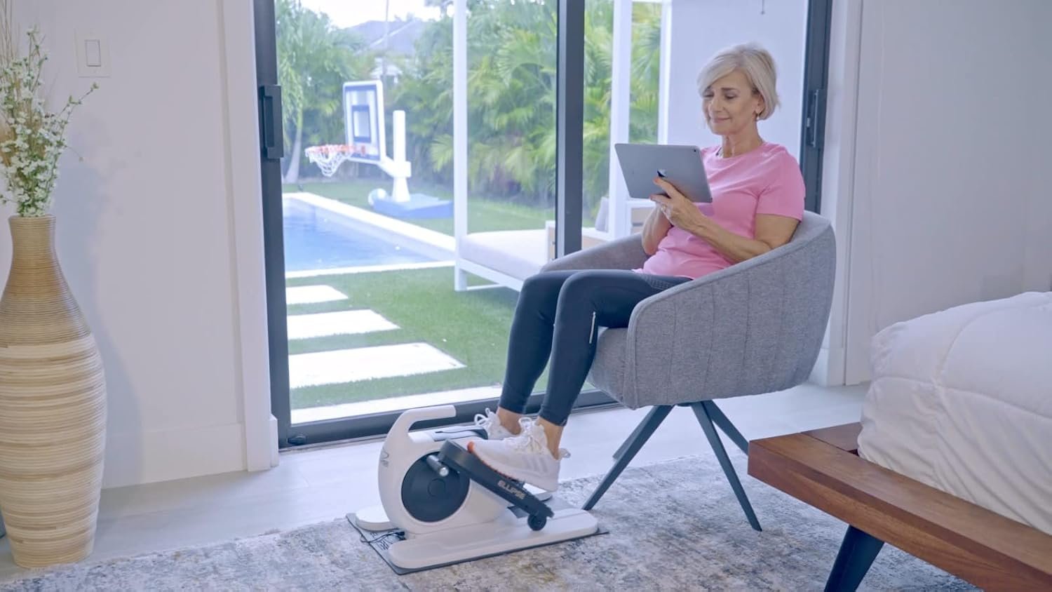 Ellipse Leg Exerciser